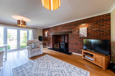 undefined, Tarporley Road, Tarvin