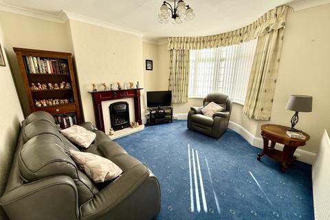 3 bedroom semi-detached house for sale, Glendale Avenue, Park Road