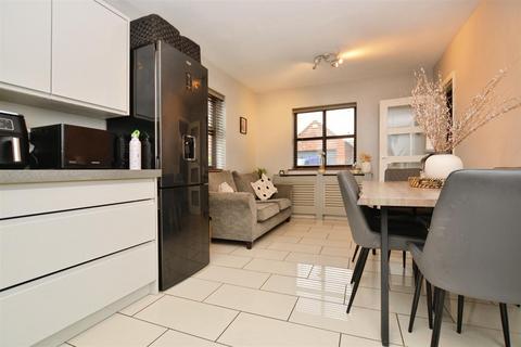 undefined, The Steadings, Flixborough