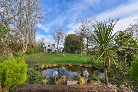 4 bedroom detached house for sale, Newnham Road, Ryde