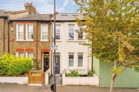 Denison Road, London SW19