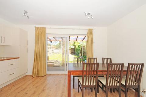 undefined, Nethercourt Avenue, Finchley, London, N3