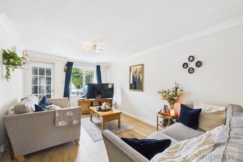 3 bedroom semi-detached house for sale, Nobles Close, Wantage OX12