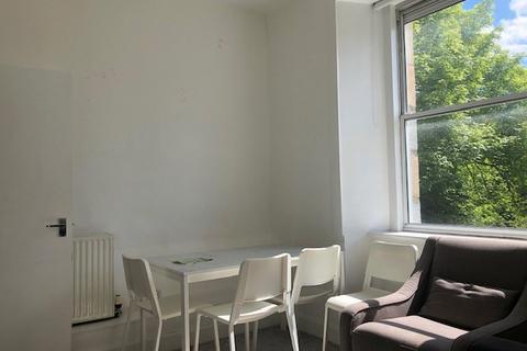 undefined, Albert Place, Edinburgh, EH7