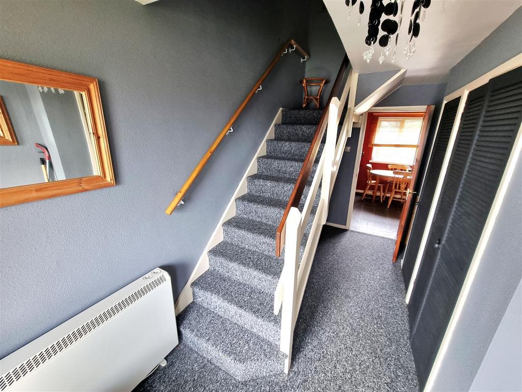 Hallway.jpg