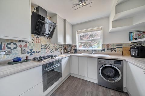 undefined, Kingfisher Road, Shefford, SG17