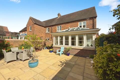 3 bedroom cottage for sale, Arleston Manor Mews, Telford TF1