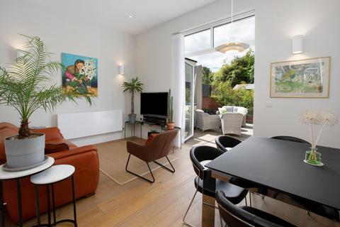 3 bedroom terraced house for sale, Magdalen Road, Exeter, Devon, EX2