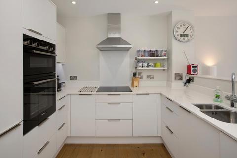 3 bedroom terraced house for sale, Magdalen Road, Exeter, Devon, EX2