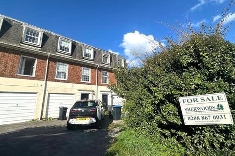Victoria Street, Egham