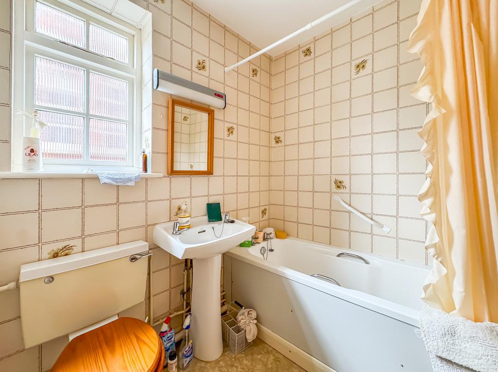 20250822 161401576 i OS edited