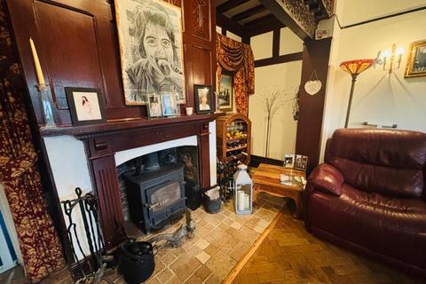 4 bedroom detached house for sale, Kettering Road, Spinney Hill NN3
