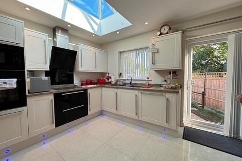 undefined, Rushmere Crescent, Rushmere NN1