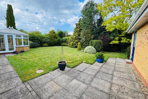 15 Clumber Drive, Northampton, NN3 3NX