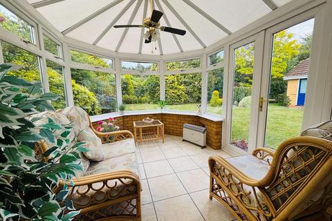 15 Clumber Drive, Northampton, NN3 3NX