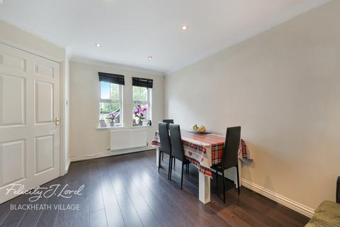 2 bedroom terraced house for sale, Kendall Road, London SE18