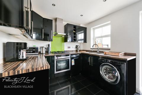 2 bedroom terraced house for sale, Kendall Road, London SE18