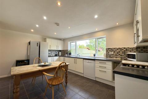 undefined, Kislingbury Road, Bugbrooke NN7