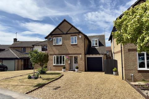 4 bedroom detached house for sale, Weggs Farm Road, Duston NN5