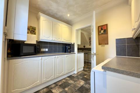 4 bedroom detached house for sale, Weggs Farm Road, Duston NN5