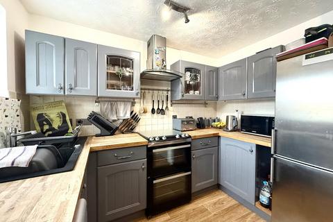 8 Brough Close, Northampton, NN5 6YD