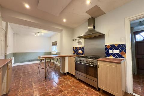 3 bedroom semi-detached house for sale, Bugbrooke Road, Kislingbury NN7