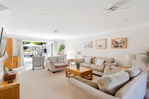 4 bedroom detached house for sale, Downs Wood, Epsom