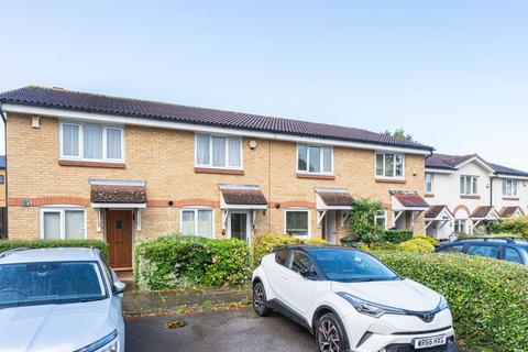 15 Greenside Close, London, SE6 1HG