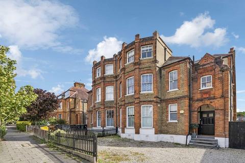 Telford Avenue, London SW2