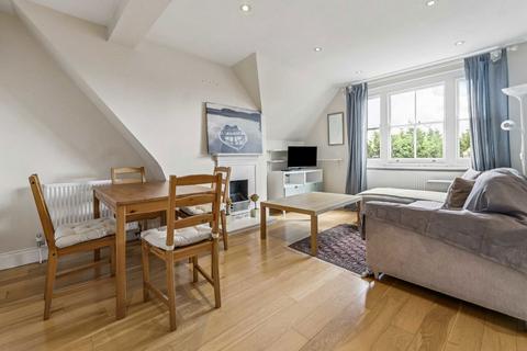 2 bedroom flat for sale, Telford Avenue, London SW2