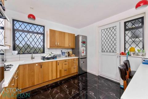 undefined, Gableson Avenue, Brighton BN1