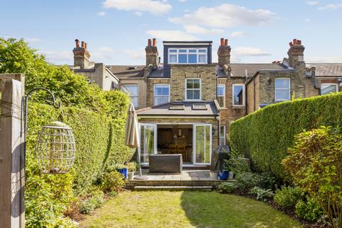 4 bedroom terraced house for sale, Ellerton Road, Surbiton KT6