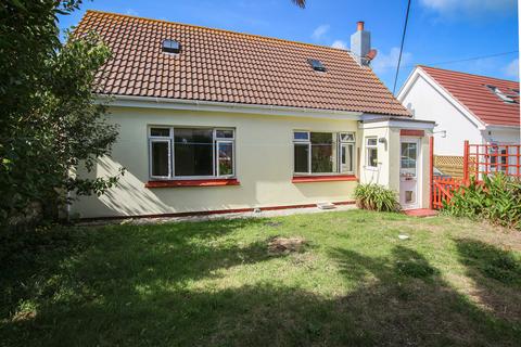4 bedroom property for sale, Retot, Castel, Guernsey, GY5