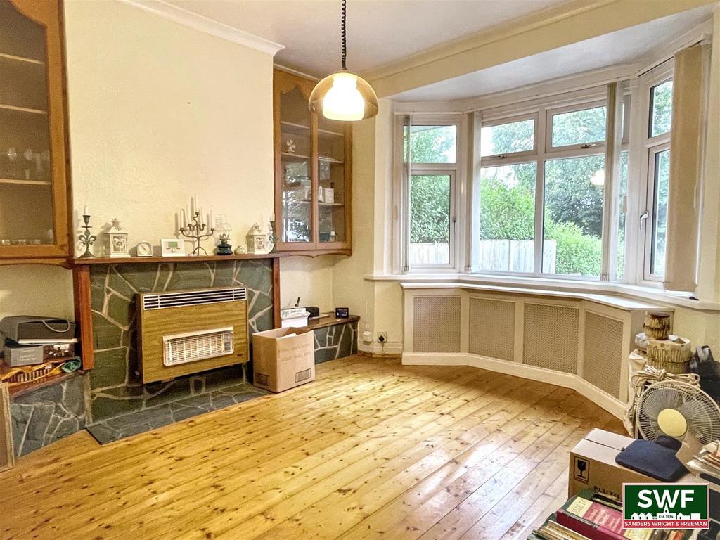 Sitting room.jpg
