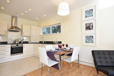 undefined, Blagrove Road, Teddington, TW11