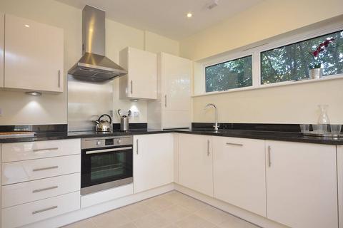 undefined, Blagrove Road, Teddington, TW11