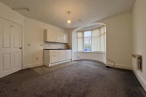 flat/apartment for rent in Bloomfield Road, Blackpool FY1