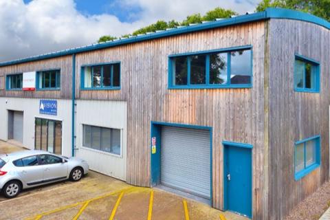 Industrial unit to rent, 24 Fairykirk Rd Rosyth KY11 2QQ