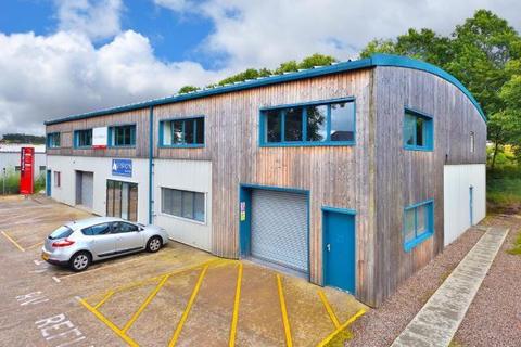 Industrial unit to rent, 24 Fairykirk Rd Rosyth KY11 2QQ