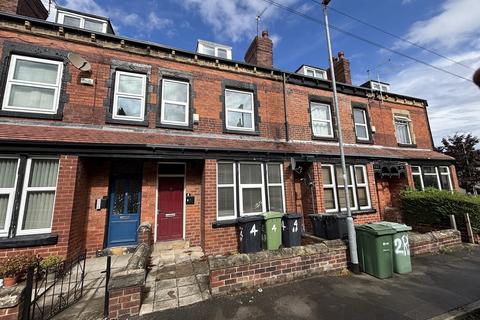 undefined, Roman Place,  Leeds, LS8