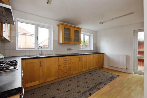 4 bedroom detached house for sale, Greenford Close, Nottingham NG16