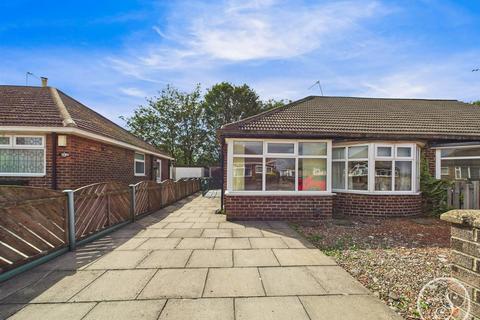 2 bedroom semi-detached bungalow for sale, Lulworth Avenue, Leeds