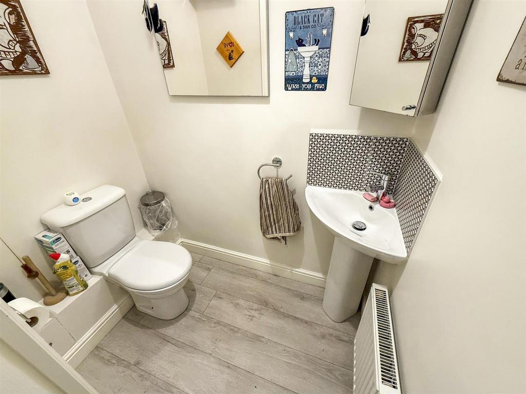 Cloak room