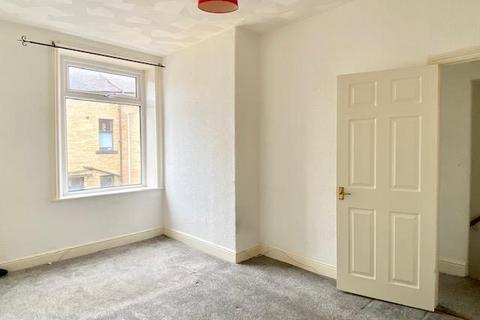 3 bedroom terraced house for sale, Hanover Street, Sowerby Bridge