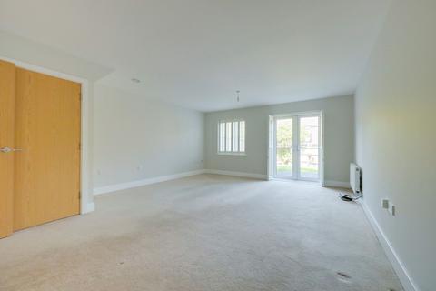 3 bedroom end of terrace house for sale, Folders Lane, Burgess Hill, RH15