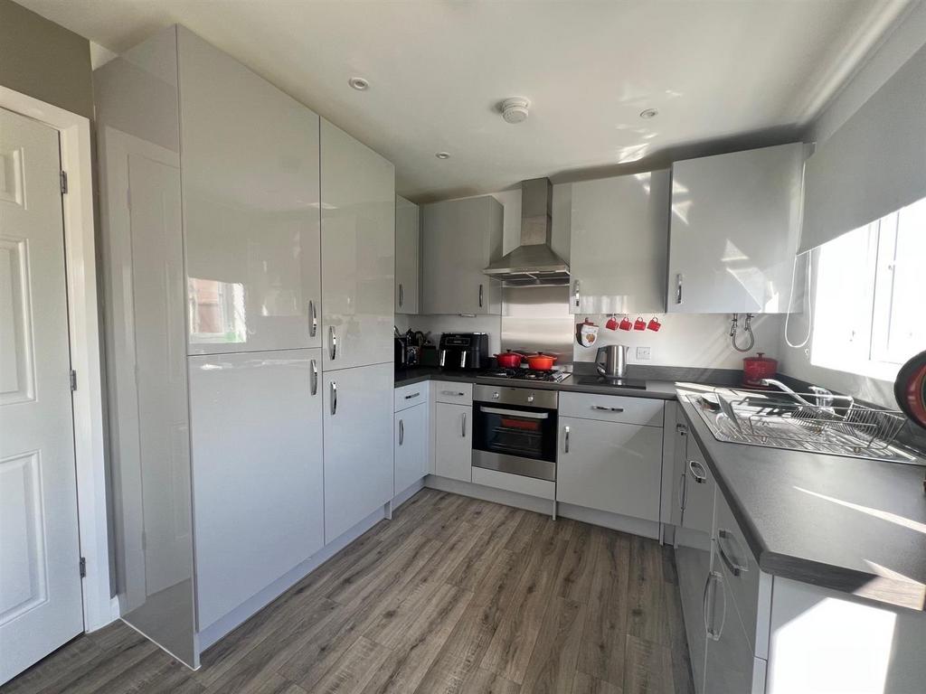 Kitchen .jpg