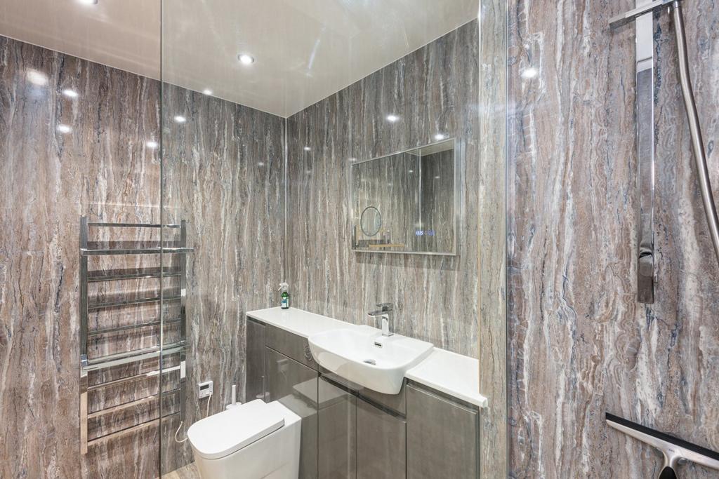 Bedroom 1 En-Suite