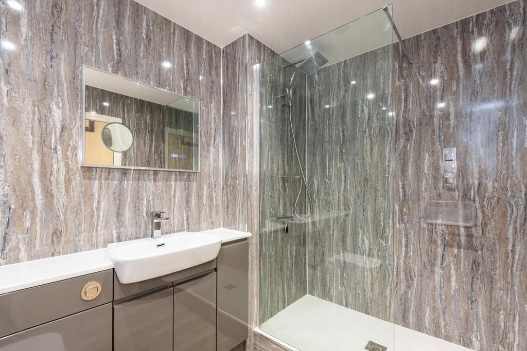 Bedroom 1 En-Suite