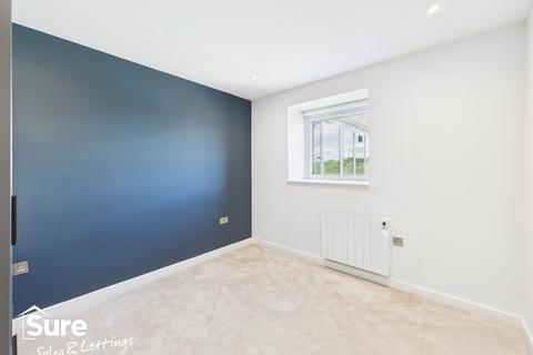 undefined, Marlowes, Hemel Hempstead, Hertfordshire, HP1 1BB