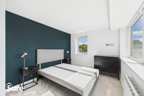 undefined, Marlowes, Hemel Hempstead, Hertfordshire, HP1 1BB